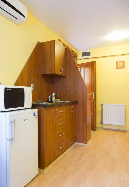 Aqua Apartman Gyula Eksteriør billede