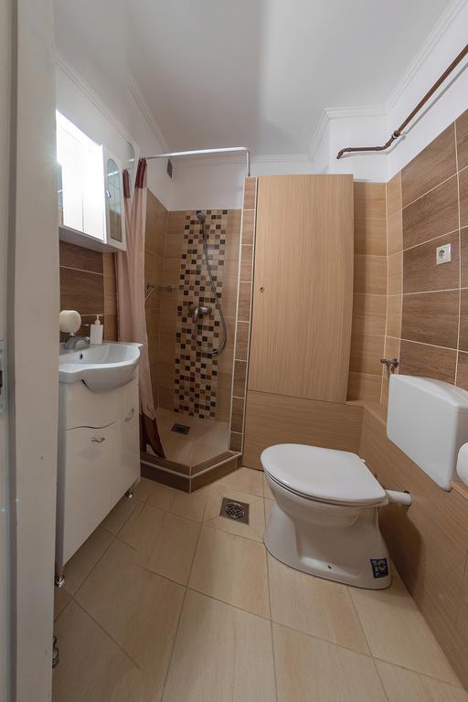 Aqua Apartman Gyula Eksteriør billede
